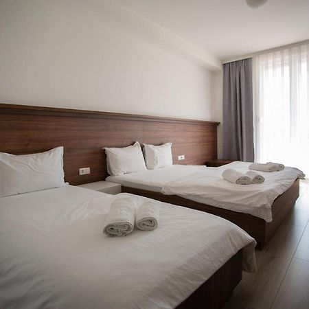 Hotel Dardani Titova Mitrovica Buitenkant foto
