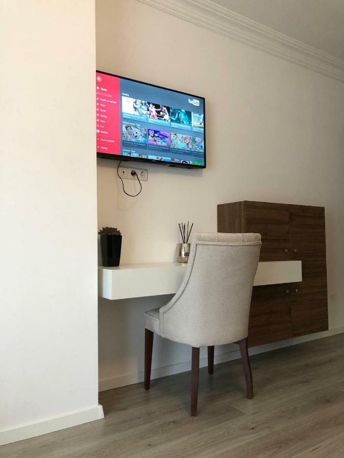 Hotel Dardani Titova Mitrovica Buitenkant foto